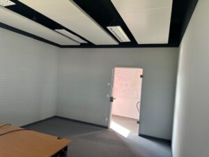 Eckbüro 1