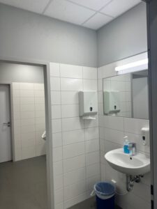 WC Herren 1